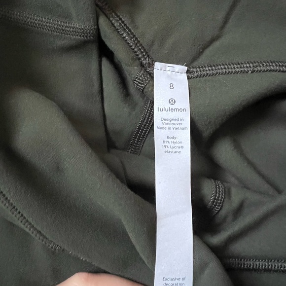 Lululemon high Rise Align Jogger - Picture 3 of 3